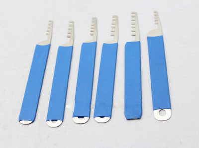 購入 6in1 Comb Style スタインレス・スティールロックピックセット 初心者向け オンライン製造